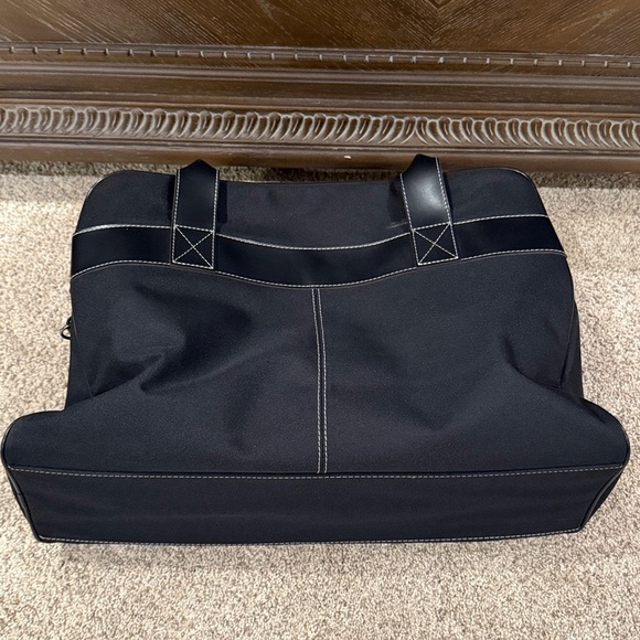 Givenchy weekender Duffle Bag 🌟 - Picture 4 of 7
